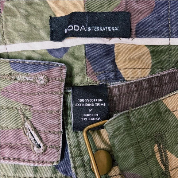 Moda International Skirt | - Picture 4 of 4